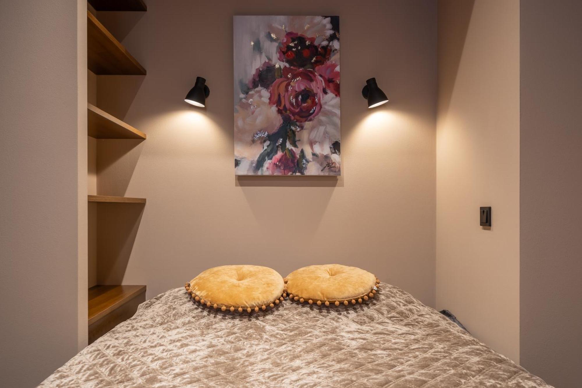 Stylish Old Town Apartment On Mucenieku Street Riga Ngoại thất bức ảnh